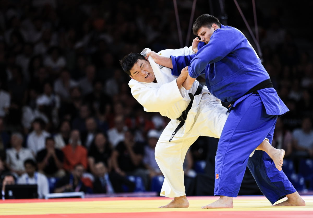 西甲-皇马3-3巴列卡诺距榜首1分 贝林厄姆破门罗德里戈传射