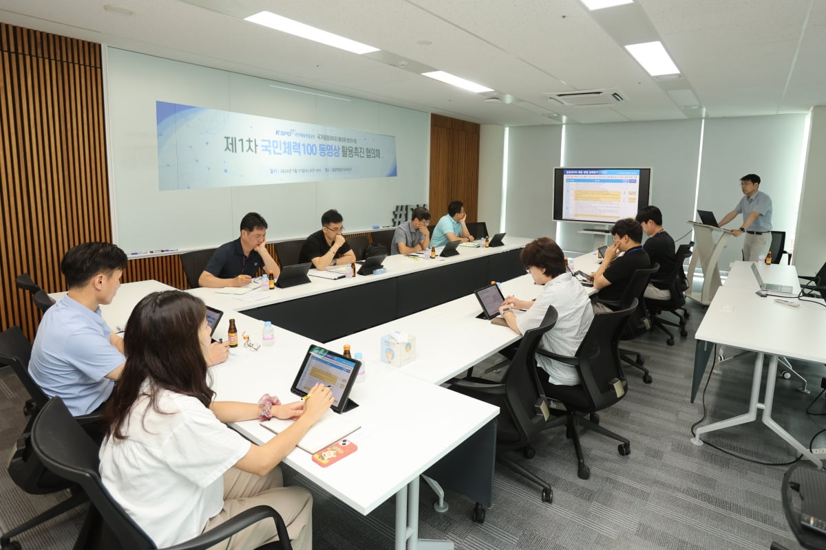 镜报：迈阿密国际头号引援目标是德布劳内，计划1月开始谈判