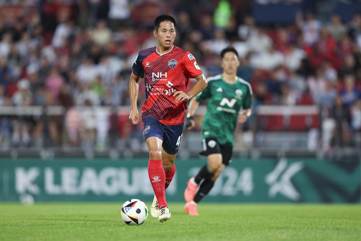 塔图姆33+12+7绿军终结骑士15连胜，加兰德21中3