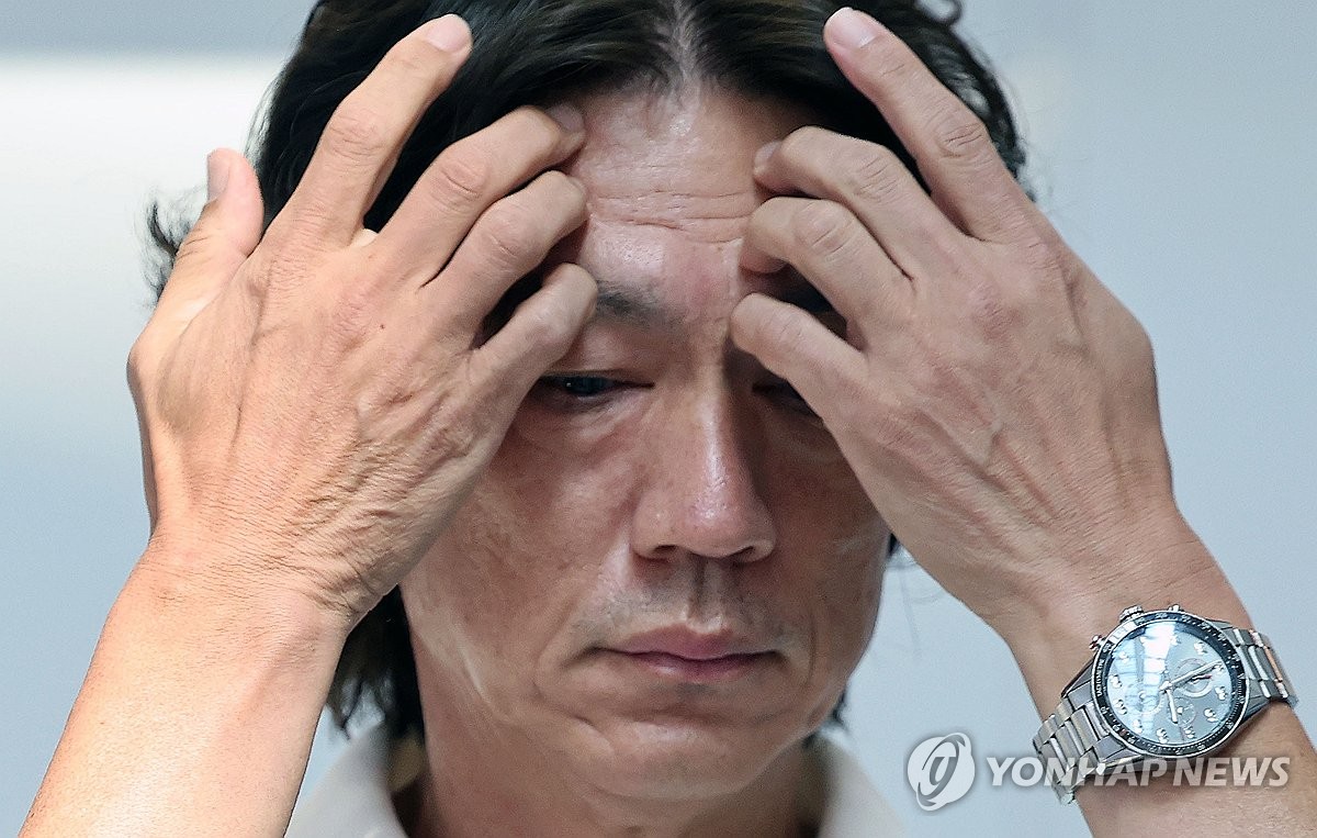 法尔克：拜仁高层对孔帕尼的冒险打法存在争议