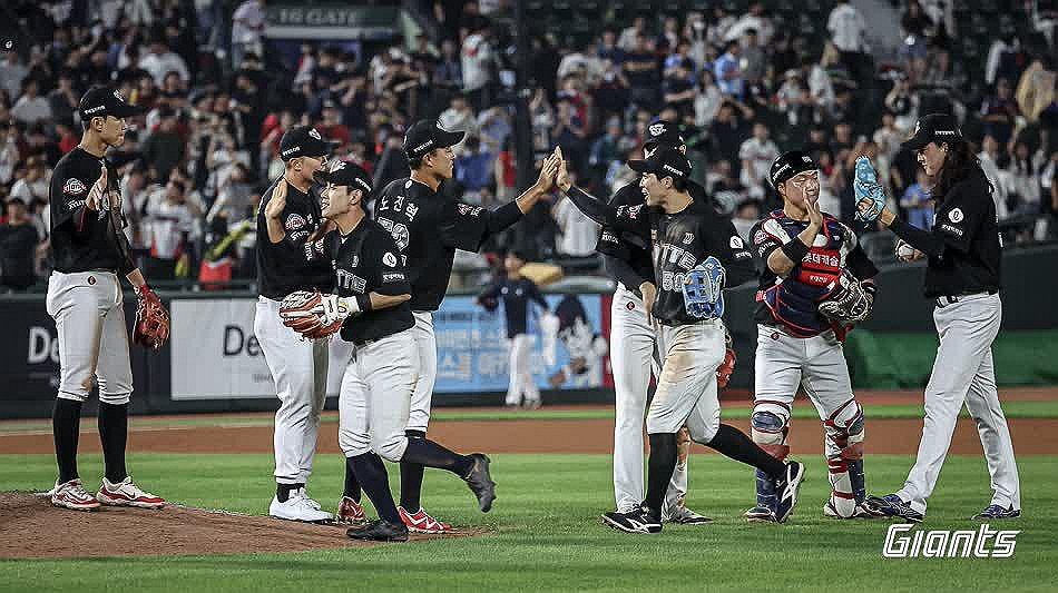 延续火热状态！徐杰19中10砍下28分5篮板6助攻3抢断