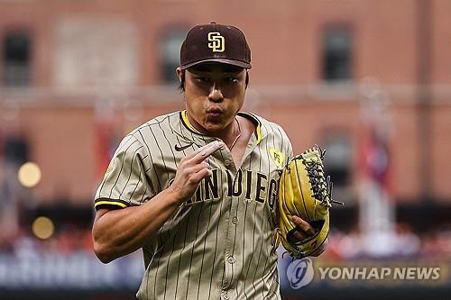 ❤️李凯尔社媒回忆23年男篮世界杯并配文：一段美好的旅程